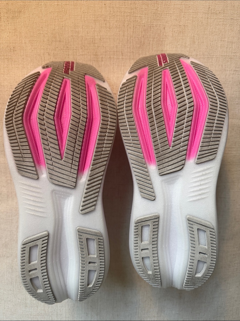 Brooks Glycerin Max Women’s Size 9 - Picture 4 of 5